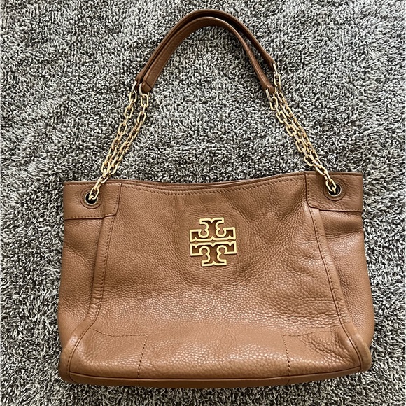 Tory Burch Handbags - ❤️ Tory Burch bag Authentic ❤️